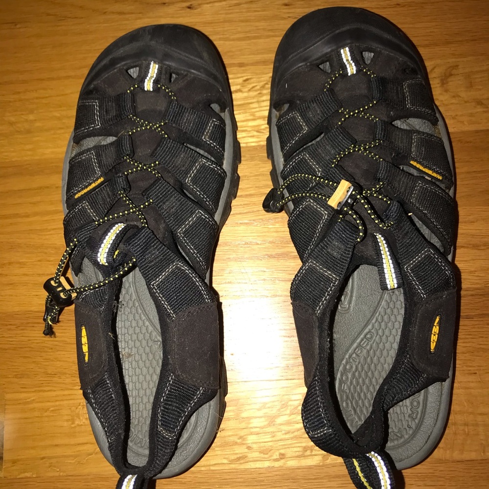 Keen Newport Sandal Black size 11